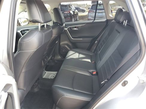 Used 2021 Toyota RAV4 Limited image 11