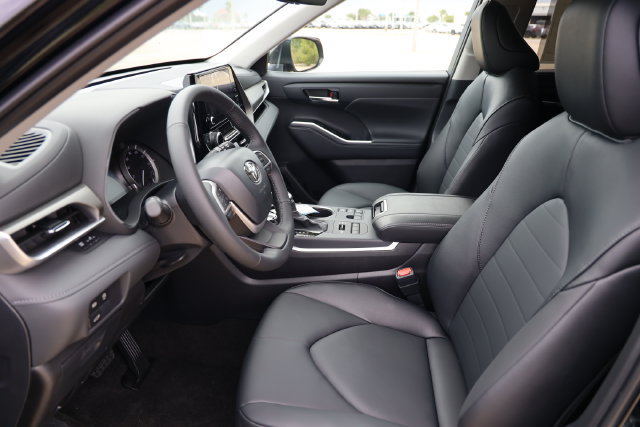 New 2026 Toyota Highlander XLE AWD/4WD image 12