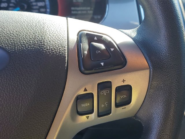 Used 2016 Ford Taurus SEL w/ Equipment Group 201A FWD image 16
