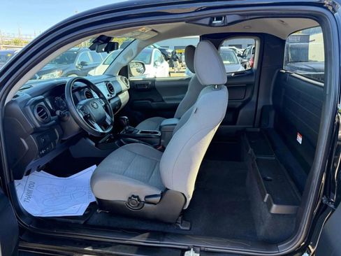Used 2023 Toyota Tacoma SR RWD image 12