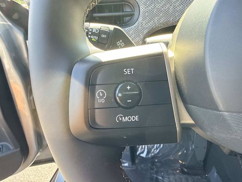 Certified 2025 MINI Cooper S FWD image 33