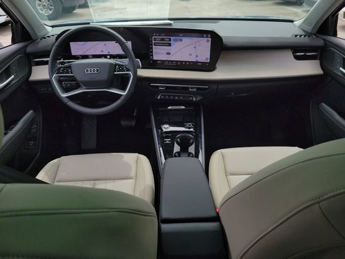 New 2026 Audi Q3 quattro 2.0T AWD/4WD image 23