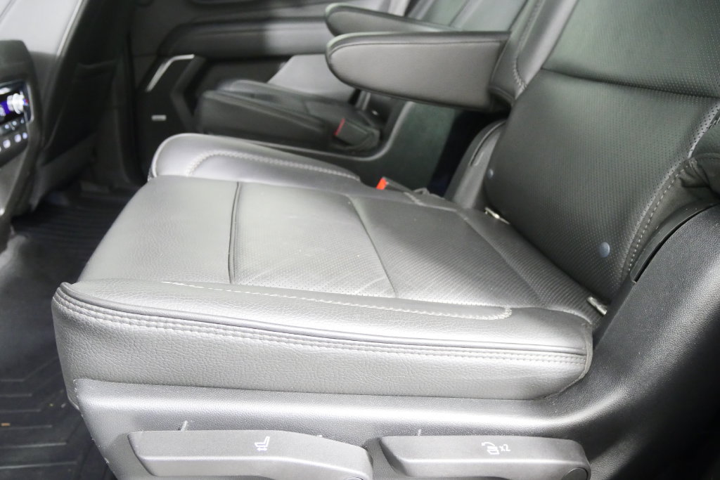 Used 2021 GMC Yukon Denali AWD/4WD image 15