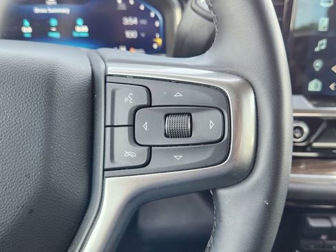 Used 2025 Chevrolet Silverado 1500 LT image 31