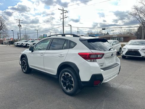 Certified 2021 Subaru Crosstrek 2.0i Premium w/ Moonroof Package image 11