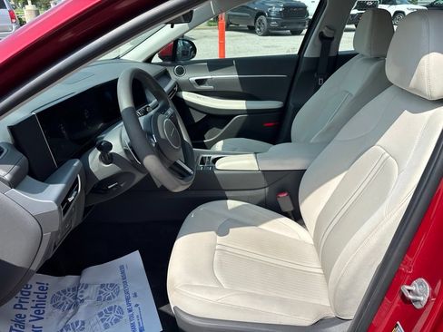 Used 2025 Hyundai Sonata SEL FWD image 60
