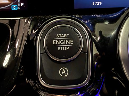 Certified 2025 Mercedes-Benz GLA 250 image 28