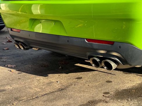 Used 2015 Dodge Challenger R/T Plus image 24