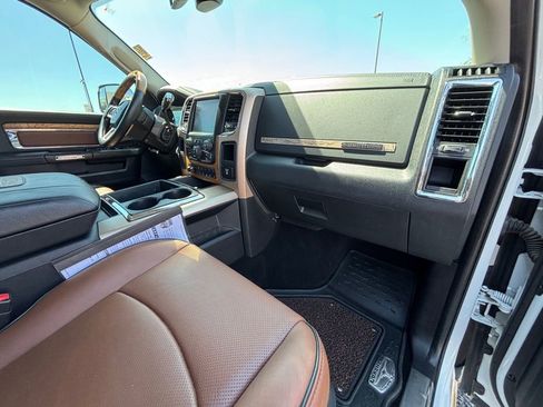 Used 2014 RAM 2500 Longhorn w/ Convenience Group image 21