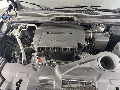 Used 2024 Honda Pilot Elite image 39