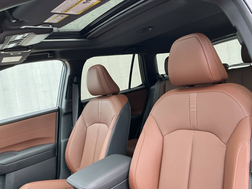 New 2026 Subaru Outback Touring AWD/4WD image 20