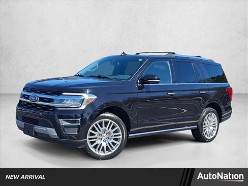 Used 2024 Ford Expedition Limited image 1