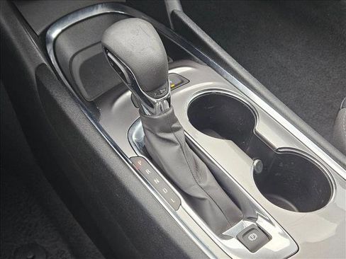 Used 2024 Chevrolet Malibu LT FWD image 14
