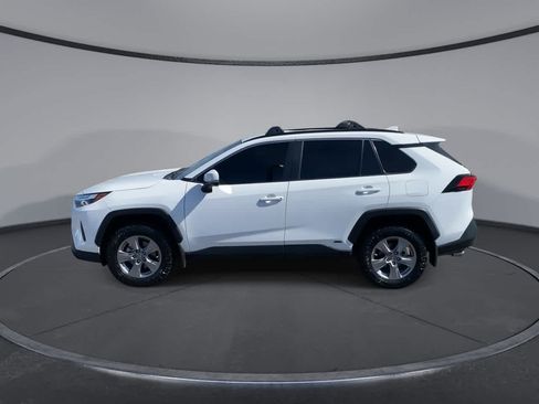 Certified 2024 Toyota RAV4 LE AWD/4WD image 5
