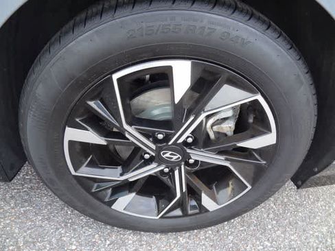 Used 2025 Hyundai Sonata SEL FWD image 37