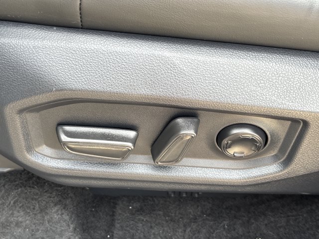 Used 2026 Toyota Sequoia Platinum AWD/4WD image 24
