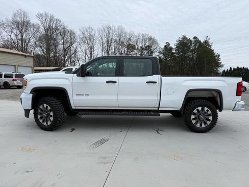 Used 2015 GMC Sierra 2500 2WD Crew Cab image 3