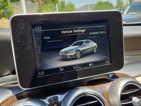 Used 2018 Mercedes-Benz C 300 4MATIC Sedan image 26