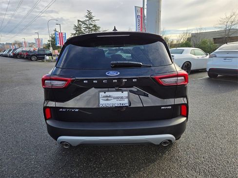 Used 2025 Ford Escape Active image 6