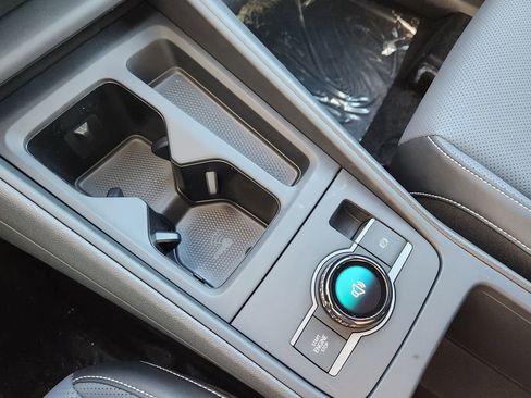 New 2026 Volkswagen Tiguan SE R-Line AWD/4WD image 10