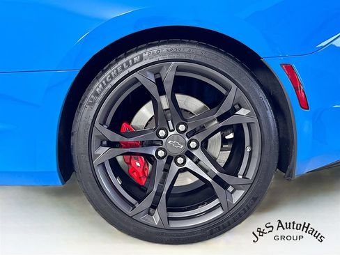 Used 2023 Chevrolet Camaro SS RWD image 37
