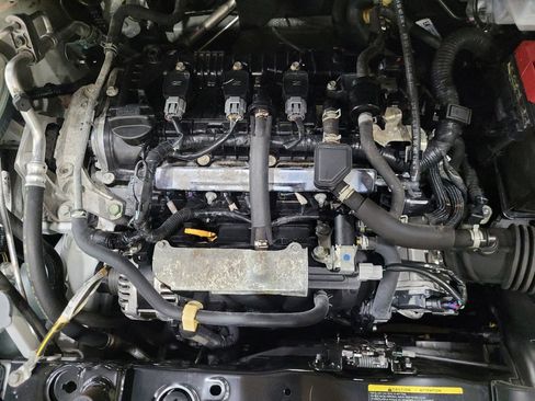 Used 2023 Nissan Versa S image 30