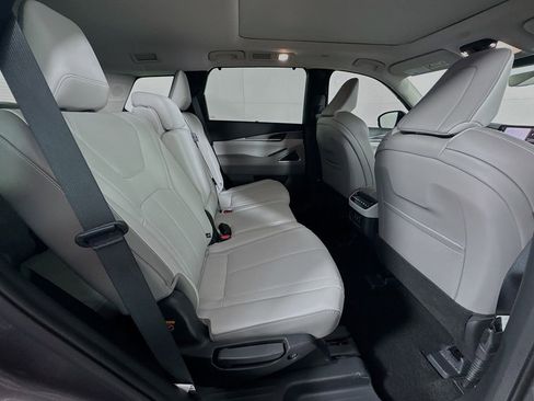 Certified 2026 INFINITI QX60 Luxe w/ Cargo Package FWD image 37