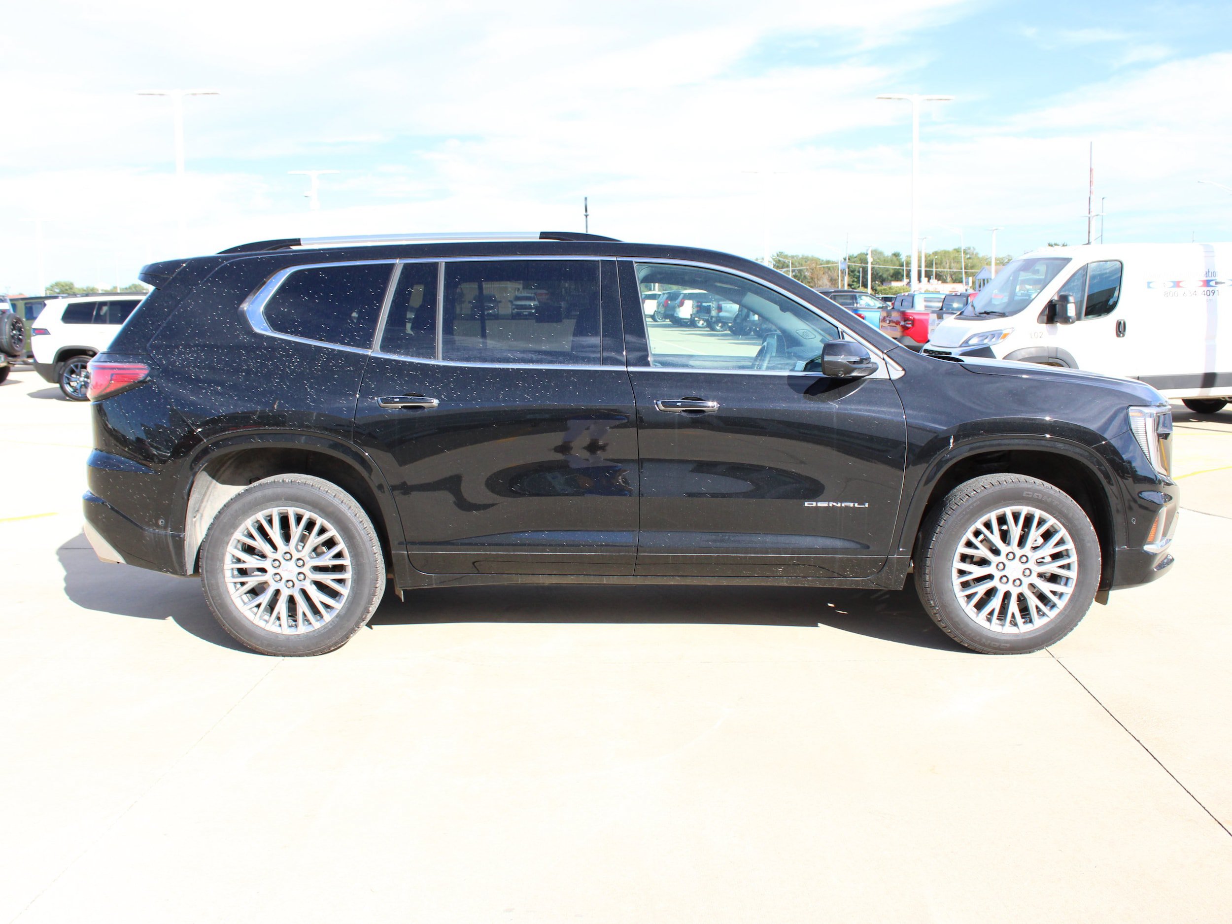 Used 2026 GMC Acadia Denali w/ Super Cruise Package AWD/4WD image 6