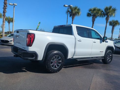 Used 2024 GMC Sierra 1500 AT4X image 4