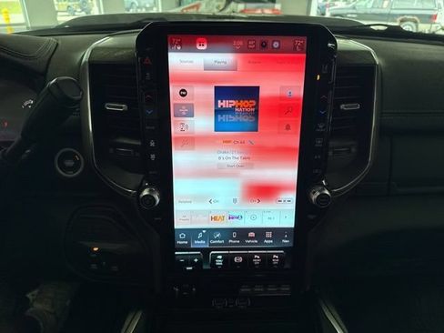 New 2026 RAM 3500 Laramie AWD/4WD image 40