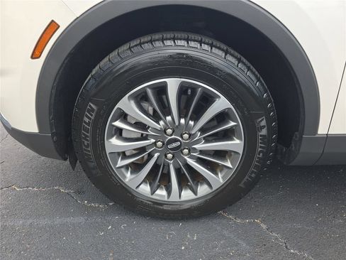 Certified 2023 Lincoln Nautilus FWD image 10