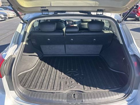 Used 2017 INFINITI QX50 AWD w/ Premium Package image 8