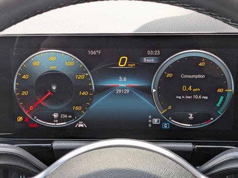 Used 2022 Mercedes-Benz GLA 250 4MATIC image 20