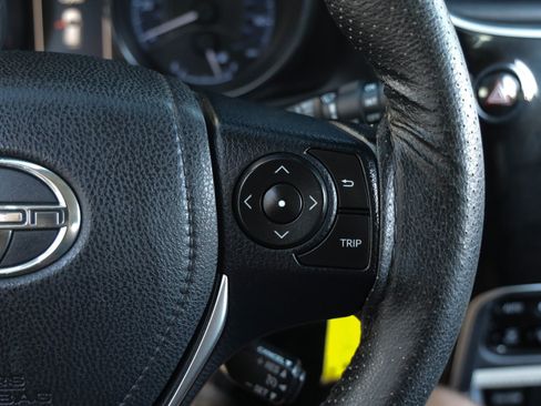 Used 2016 Scion iM FWD image 29
