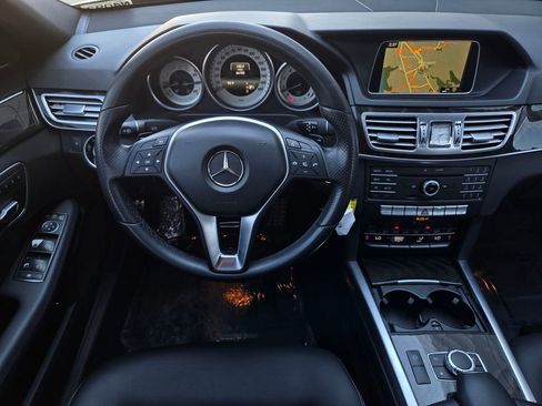 Used 2016 Mercedes-Benz E 350 Sedan w/ Premium Package image 14