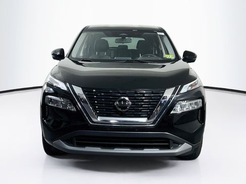 Used 2021 Nissan Rogue SV AWD/4WD image 2