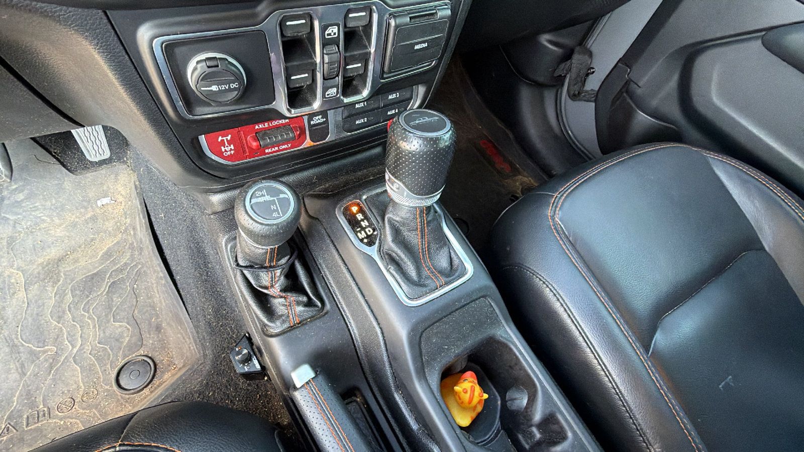 Used 2020 Jeep Gladiator Mojave AWD/4WD image 31