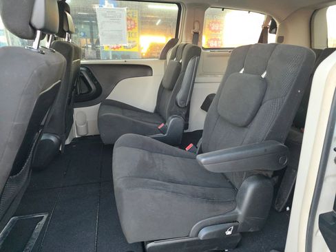 Used 2012 Dodge Grand Caravan Crew w/ Crew Value Pkg image 22