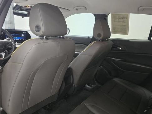 Used 2024 Chevrolet Trax ACTIV w/ Driver Confidence Package FWD image 21