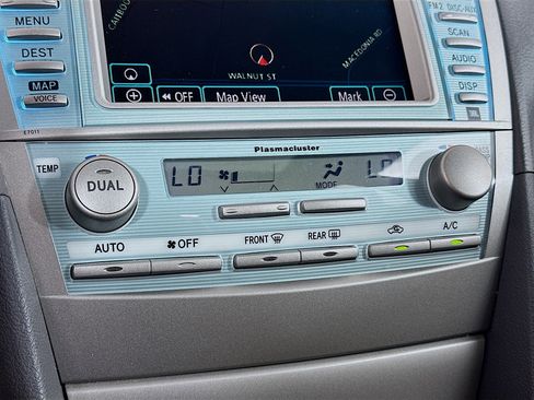 Used 2009 Toyota Camry Hybrid image 23