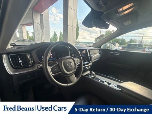 Used 2023 Volvo XC60 B5 Core AWD/4WD image 14