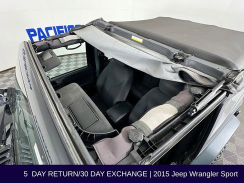 Used 2015 Jeep Wrangler Sport image 17