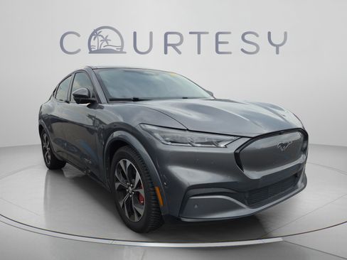 Used 2021 Ford Mustang Mach-E Premium w/ Equipment Group 301A AWD/4WD image 3