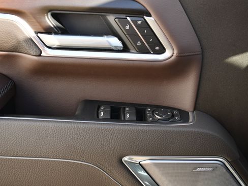 New 2026 GMC Sierra 2500 Denali w/ Denali Reserve Package image 16