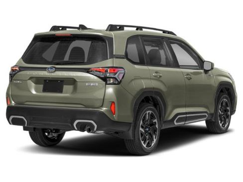 Used 2025 Subaru Forester Limited AWD/4WD image 2