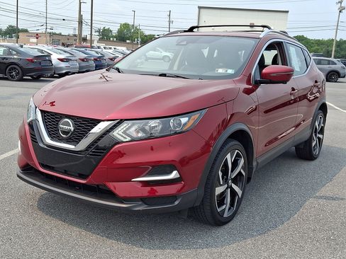 Used 2022 Nissan Rogue Sport SL AWD/4WD image 3