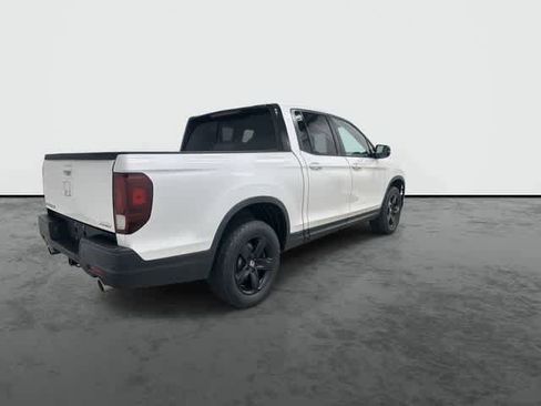 Used 2023 Honda Ridgeline Black Edition image 4