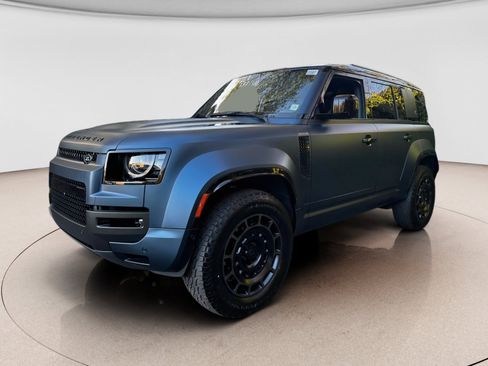 New 2026 Land Rover Defender 110 OCTA AWD/4WD image 1