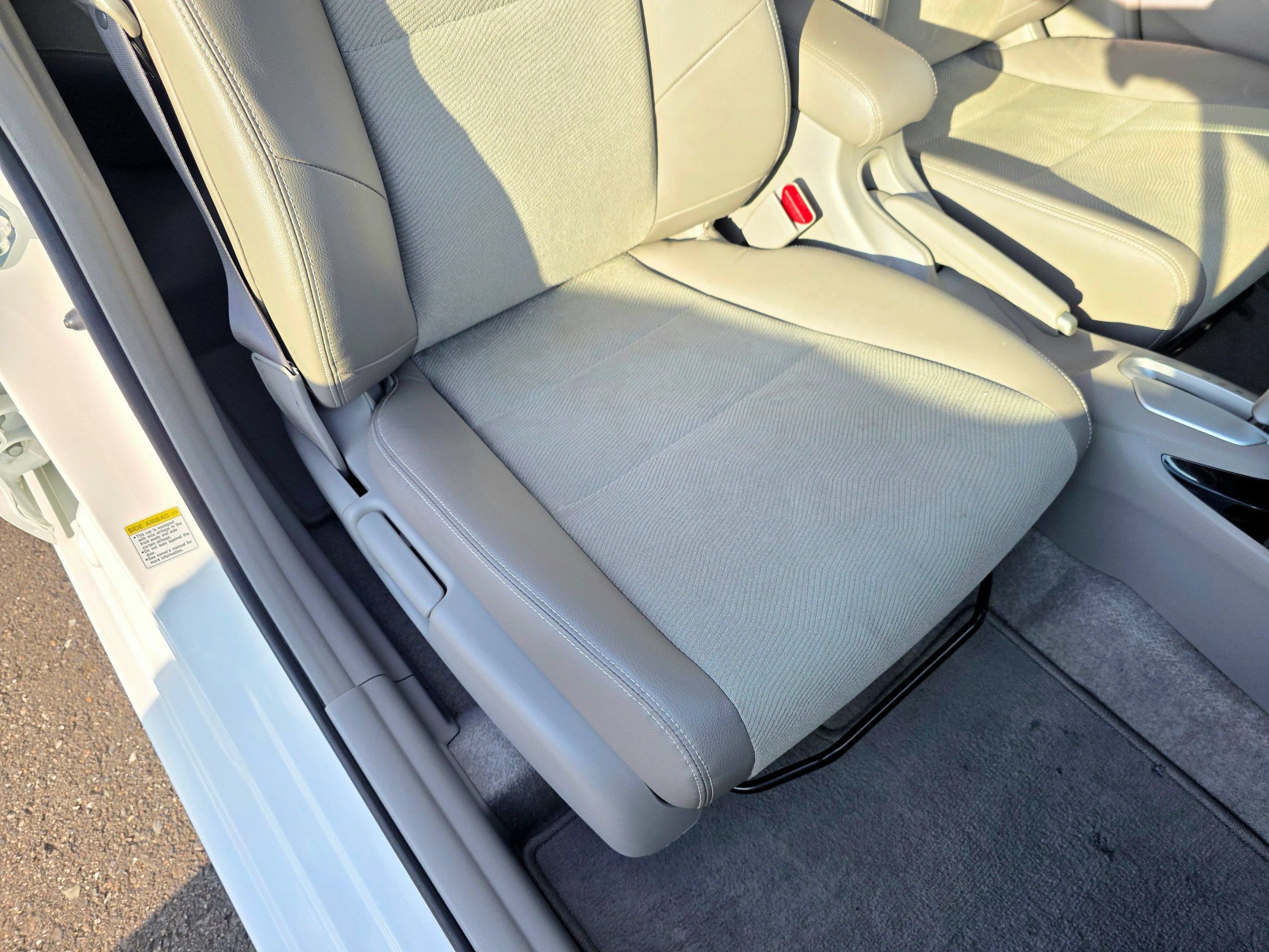 Used 2014 Honda Insight EX image 43