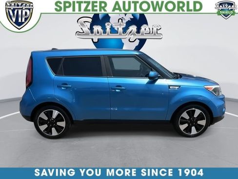 Used 2018 Kia Soul + FWD image 10